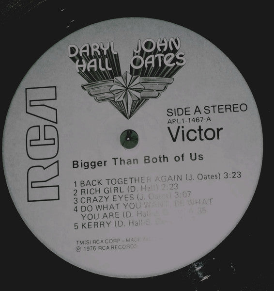 Daryl Hall & John Oates : Bigger Than Both Of Us (LP, Album)